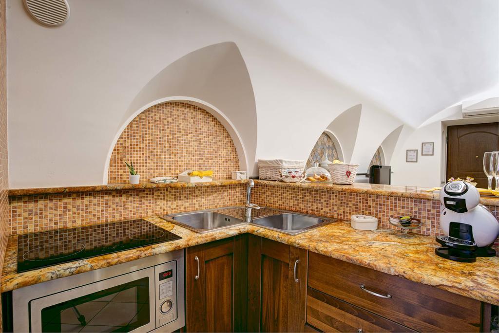 Cuore Di Sorrento Suites Exterior foto